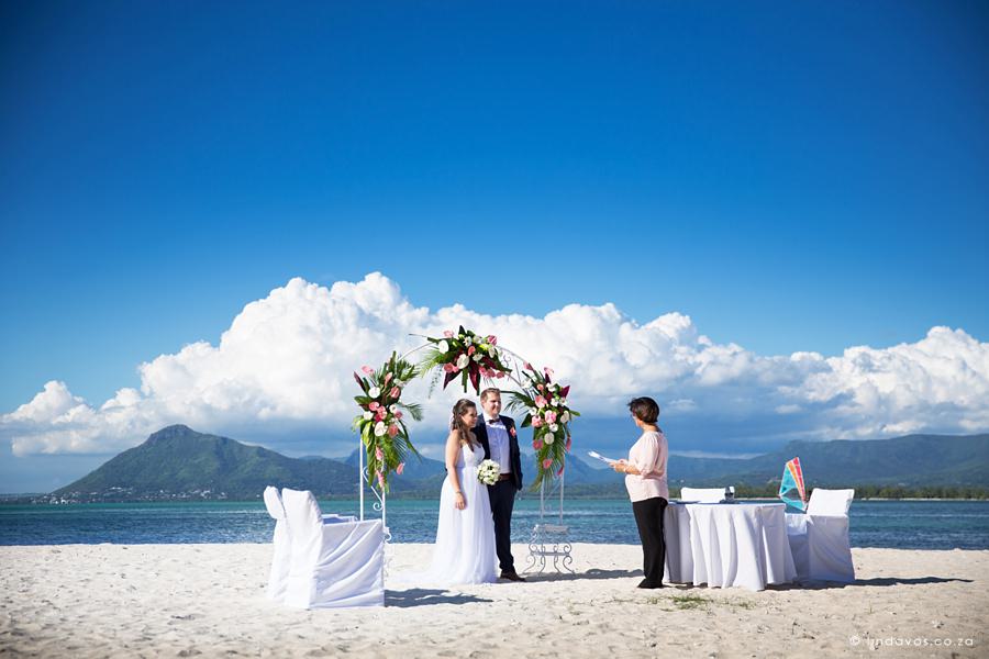 017-Beachcomber-Paradis-Wedding-Mauritius_WEB
