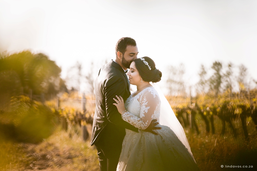 013-Anura-Wedding-Linda-Vos_WEB